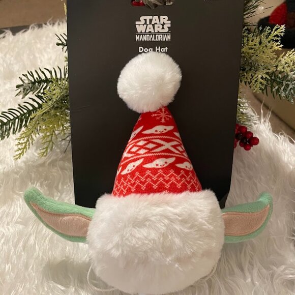Star Wars The Mandalorian Santa Dog Hat w/ Grogu/Baby Yoda ears!  NWT  One Size - Picture 1 of 9